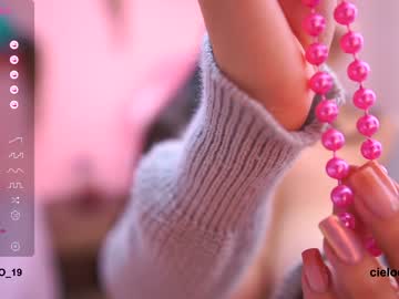 girl
        cielo69_ cam image #2656507