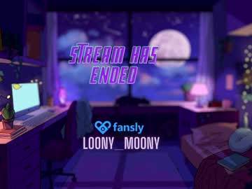 girl
        loony_moony cam image #4627637