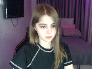 girl
        tripleprinces cam image #1884956