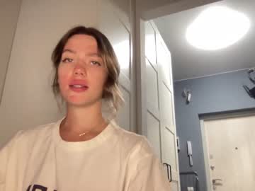 girl
        angel_from_sky cam image #718969