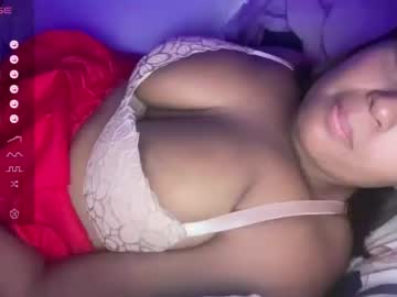 girl
        blackgurlkitty cam image #1795306