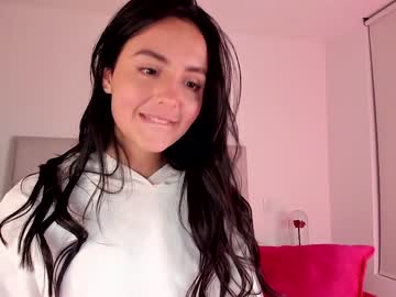 girl
        annie_dreams cam image #248559