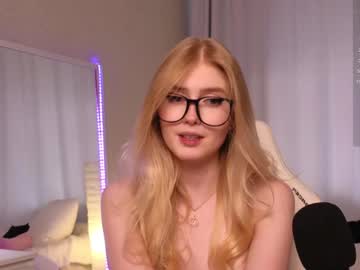 girl
        vonnalein cam image #2983600