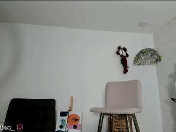 girl
        grettabenett_ cam image #368259