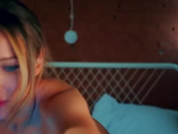 girl
        kirsten_xxx cam image #2364555