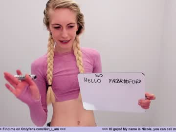 girl
        girl_i_am cam image #624916