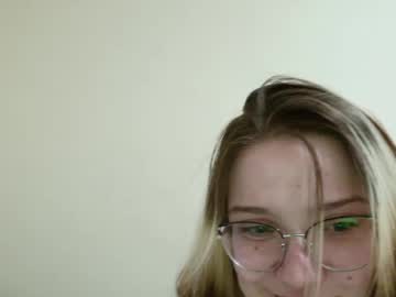 couple Close-up Pussy Web Cam Girls with liya_still