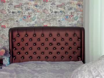 girl
        angelina_new cam image #114845