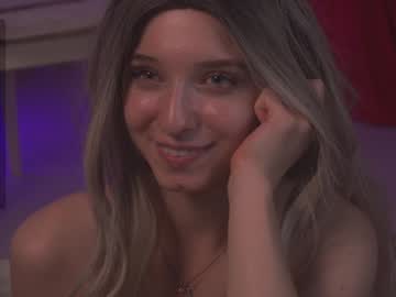 girl
        checkmypeach cam image #2938124