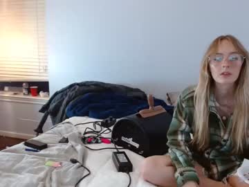 girl
        sugahbunny cam image #139059