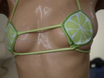 girl
        shena_nomy cam image #3215110