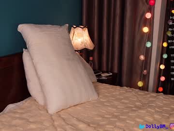 couple
        dollybm cam image #1907657