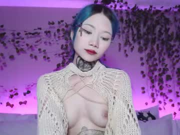 girl
        le_chan cam image #1606319