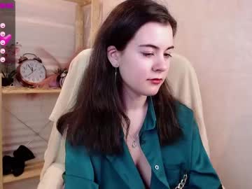 girl
        mila_kimm cam image #526715