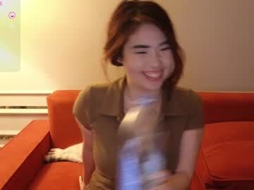 girl
        ki_mi cam image #3436733