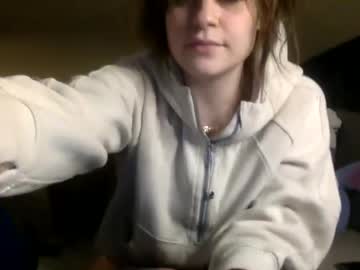 girl
        basicbrunette cam image #2110446
