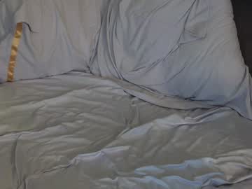 girl
        tia__moon cam image #4542321