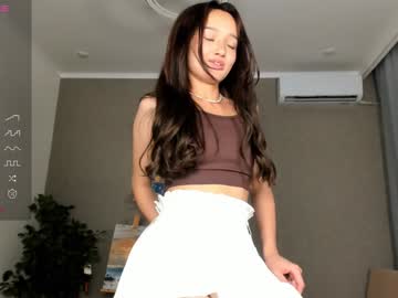 girl
        nari_ko cam image #3139693