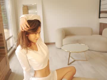 girl
        honeyco57 cam image #3172856